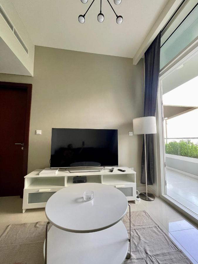 Wonderful Reva Aparthotel Downtown Dubai Esterno foto